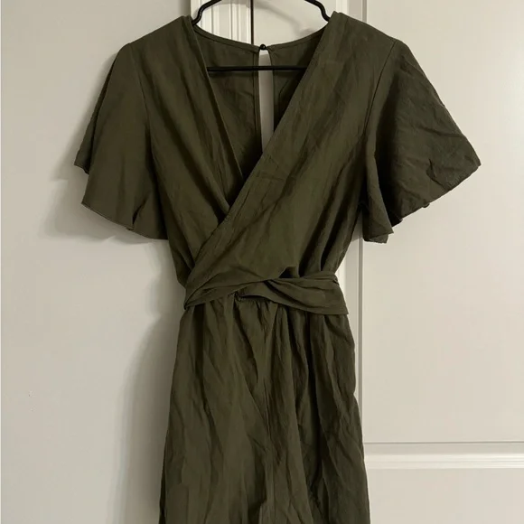 Olive green wrap romper - Picture 2 of 3